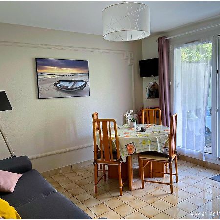 Cabourg, Appartement Plain Pied Avec Terrasse Acces Direct A La Plage Eksteriør bilde